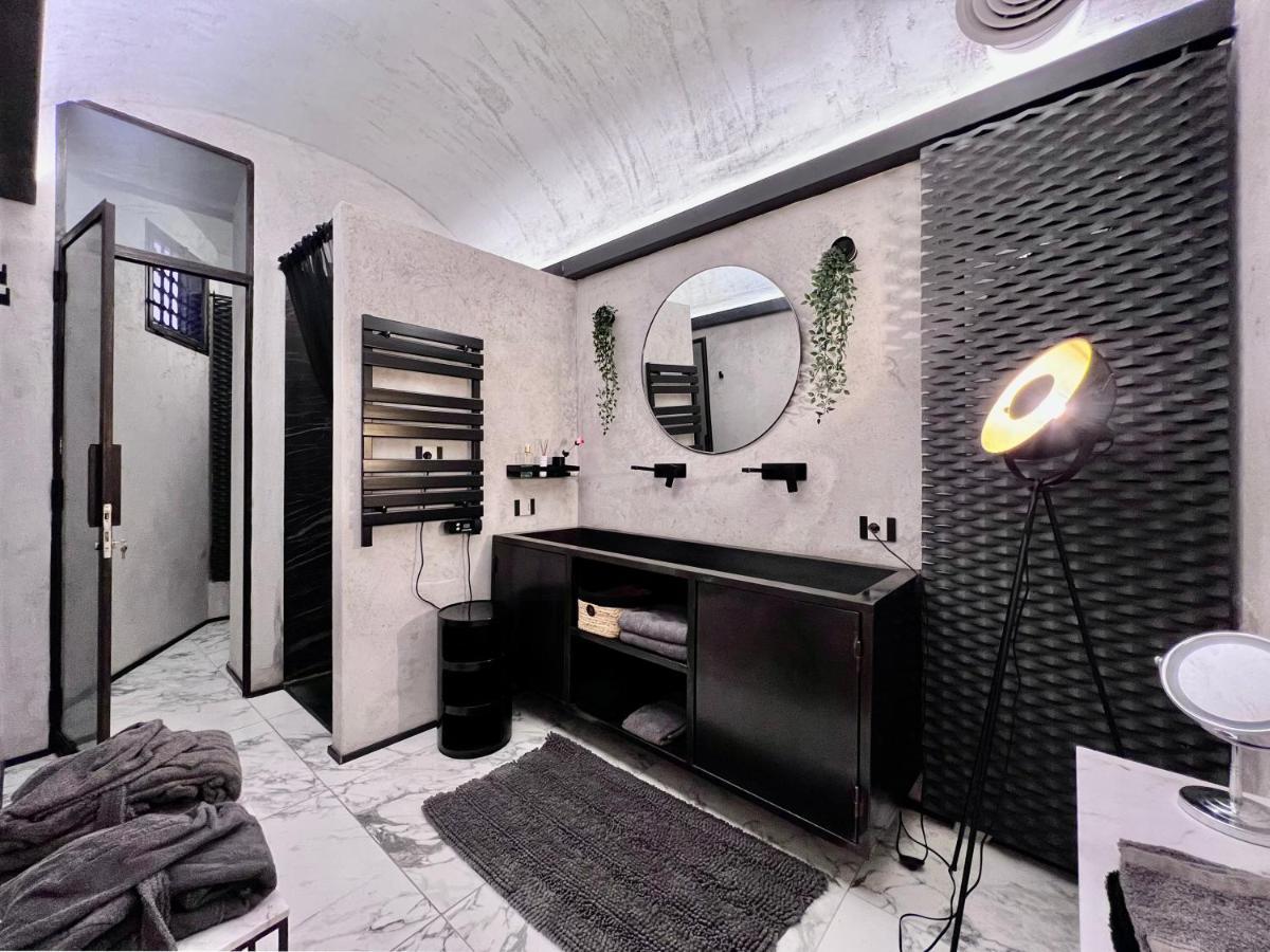 Romantic Wellness Apartment Colosseo Zewnętrze zdjęcie